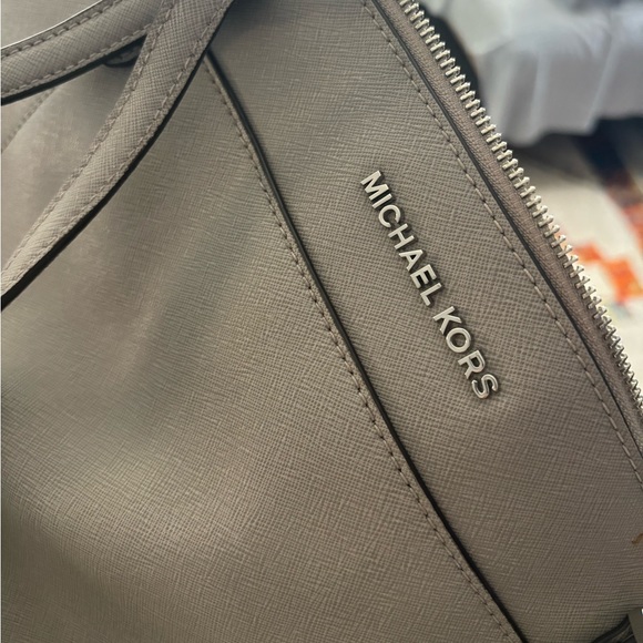 Over Shoulder Purse - Picture 4 of 4